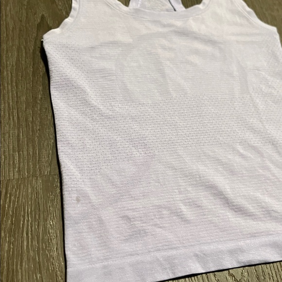 Lululemon Swiftly Tech Racerback Tank Top 2.0 Waist Length Lavender Frost Size 0 - Picture 4 of 7